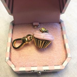 🧁 Pink Juicy Couture Cupcake Charm w/ Flower
